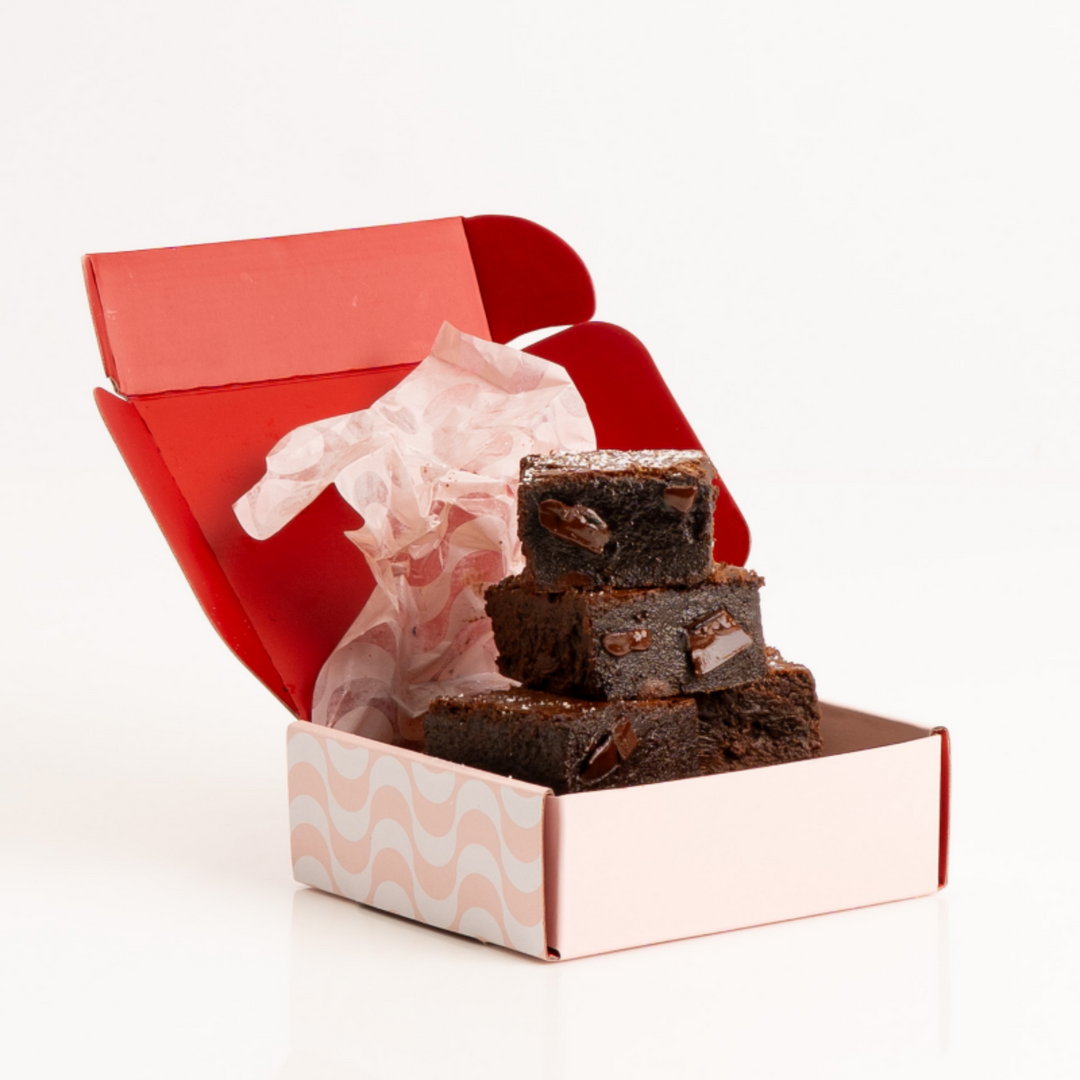 Fudgy Chocolate Brownie with chunks of couverture chocolate.