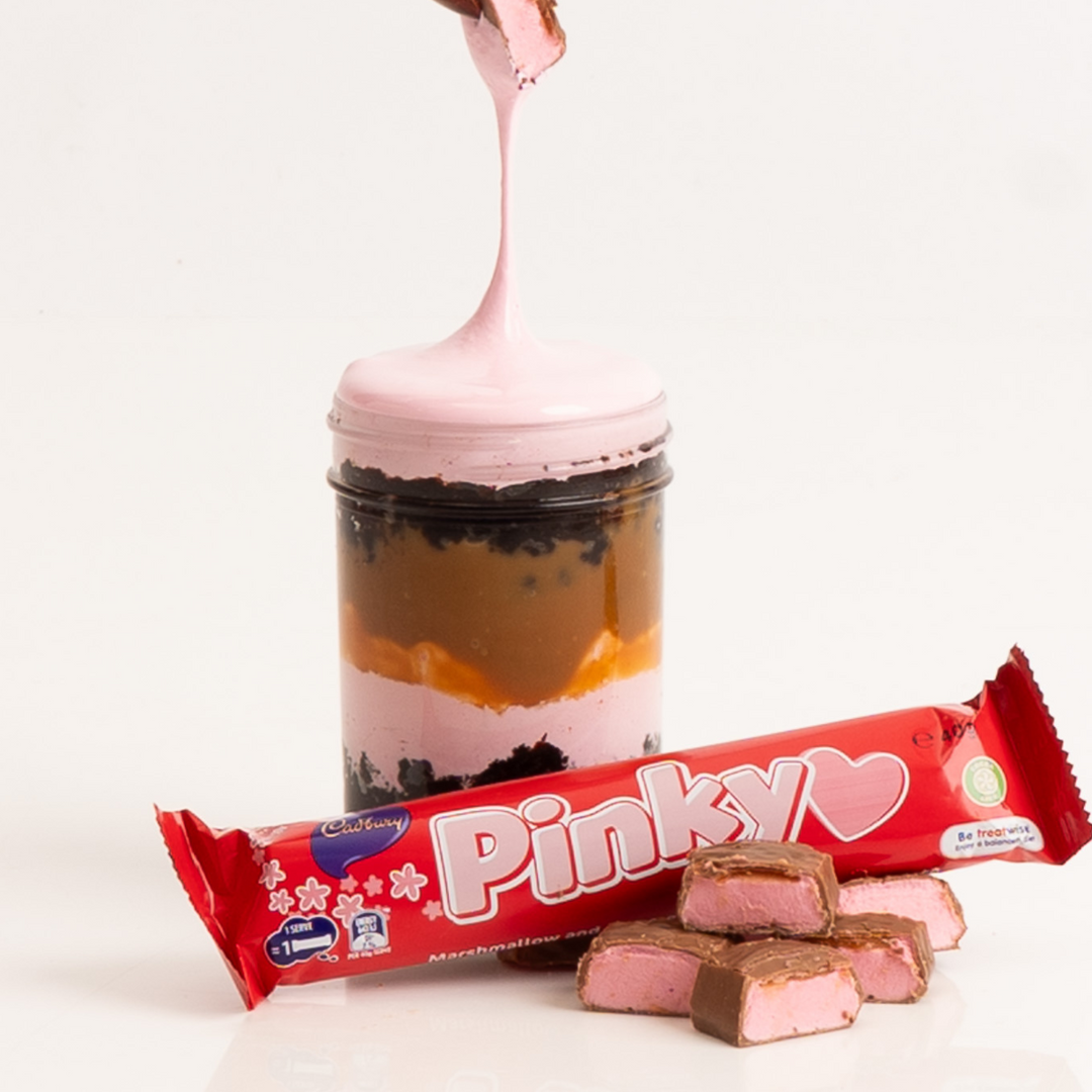 Pinky Cake Jar with chocolate and cream layers.